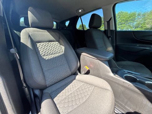 Used 2020 Chevrolet Equinox LT FWD image 16