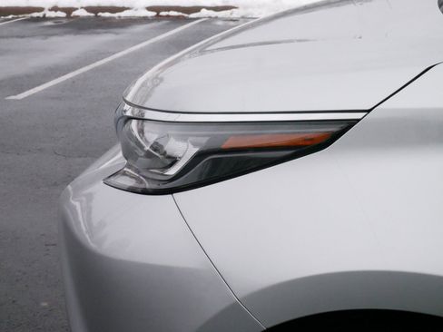 New 2024 Toyota Sienna XLE image 16