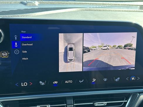 Used 2025 Chevrolet Equinox EV LT w/ Convenience Package FWD image 27