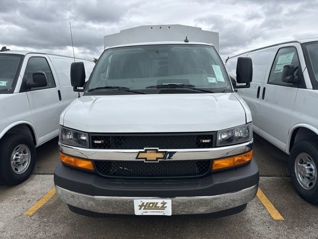 New 2025 Chevrolet Express 3500 w/ Power Convenience Package RWD image 2