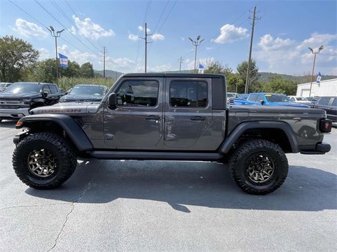 Used 2022 Jeep Gladiator Rubicon w/ Trailer Tow Package image 2