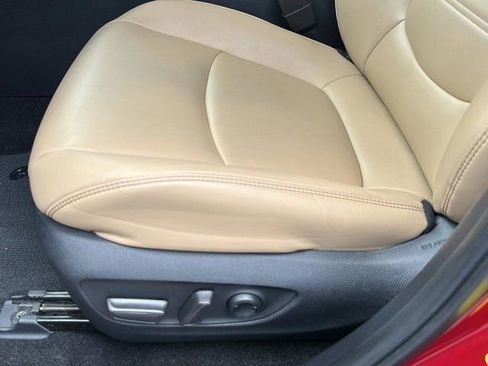 Used 2021 Toyota RAV4 XLE Premium FWD image 17