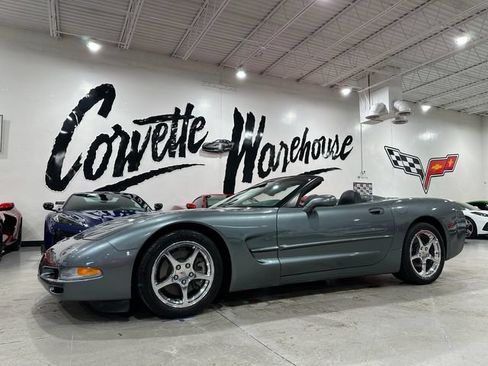 Used 2003 Chevrolet Corvette Convertible w/ Preferred Equipment Group1 RWD image 1