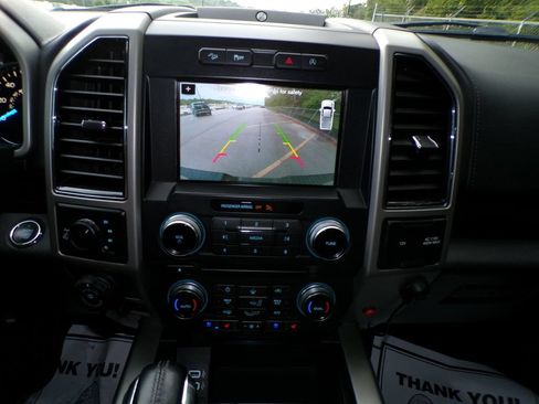 Used 2018 Ford F150 Lariat w/ Equipment Group 502A Luxury AWD/4WD image 27