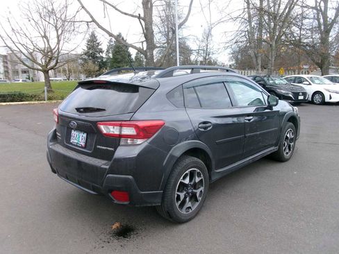 Used 2019 Subaru Crosstrek 2.0i w/ Eyesight System image 5