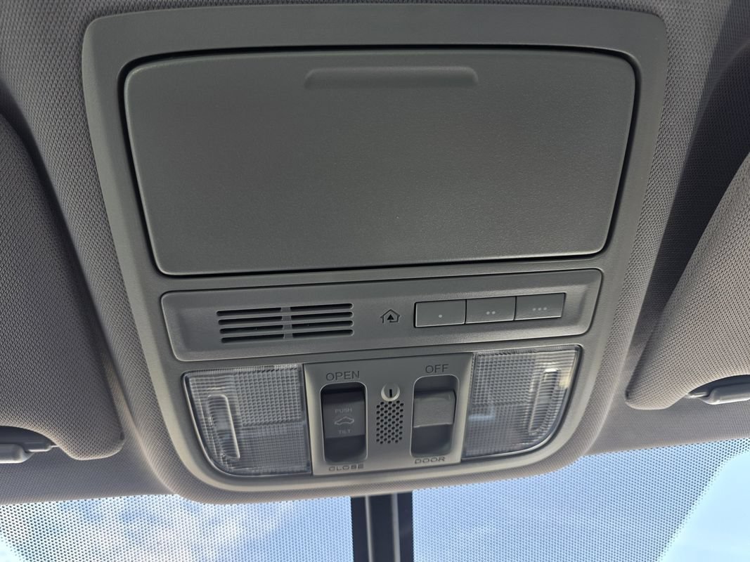 Used 2017 Honda Accord EX-L image 26