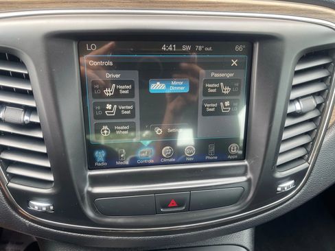 Used 2015 Chrysler 200 C w/ Navigation & Sound Group I image 23