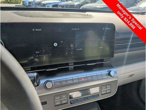 Used 2025 Hyundai Kona SEL image 22