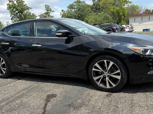 Used 2017 Nissan Maxima 3.5 SV FWD image 12