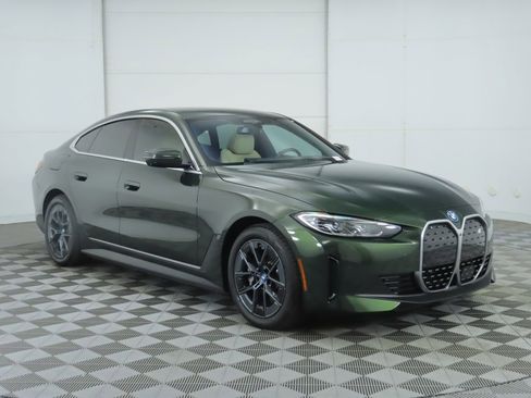 Used 2023 BMW i4 eDrive35 image 3