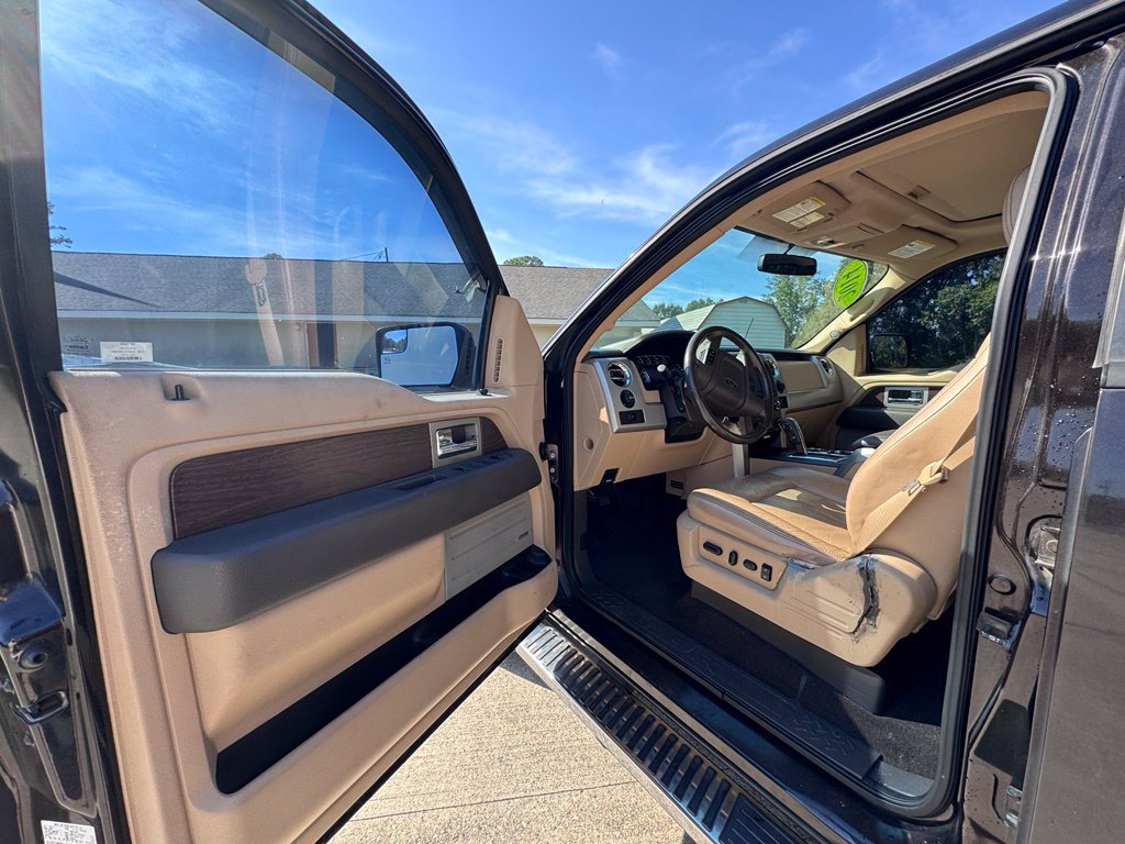 Used 2013 Ford F150 Lariat w/ Luxury Equipment Group RWD image 10
