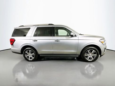 Used 2024 Ford Expedition Limited image 7
