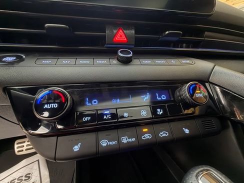 Certified 2025 Hyundai Elantra N FWD image 28
