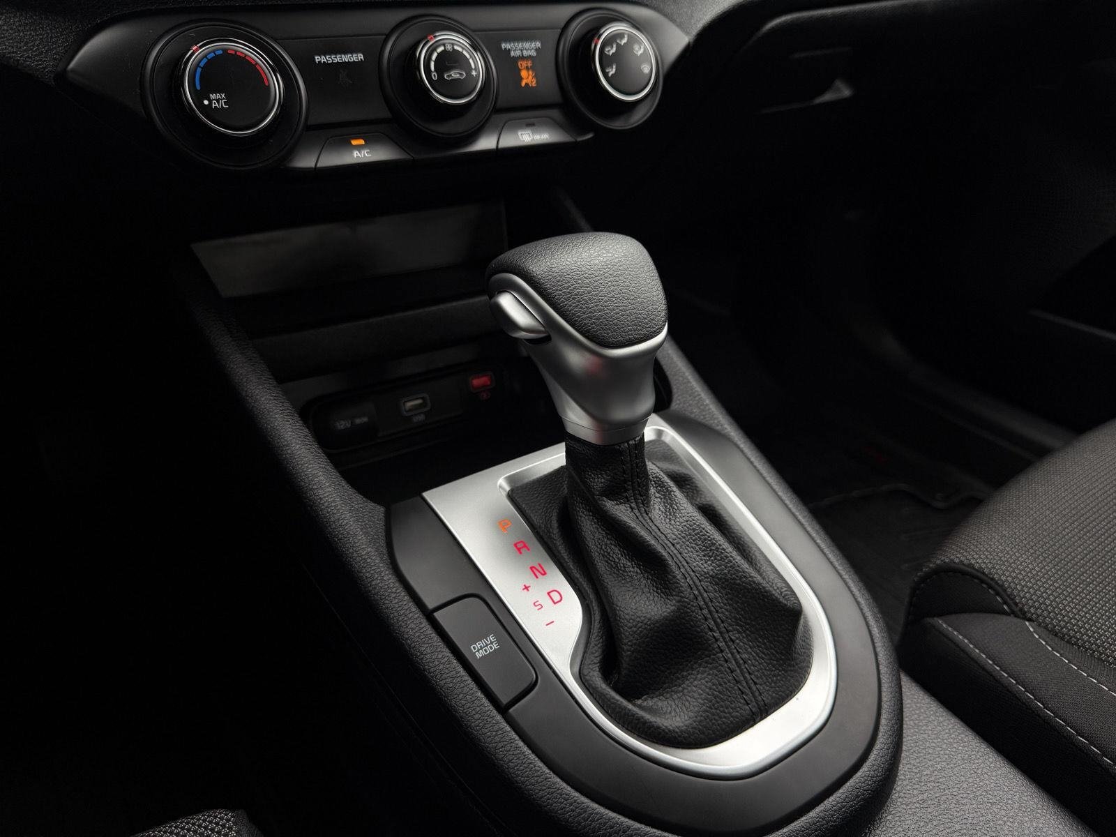 Used 2024 Kia Forte LXS w/ LXS Technology Package FWD image 36