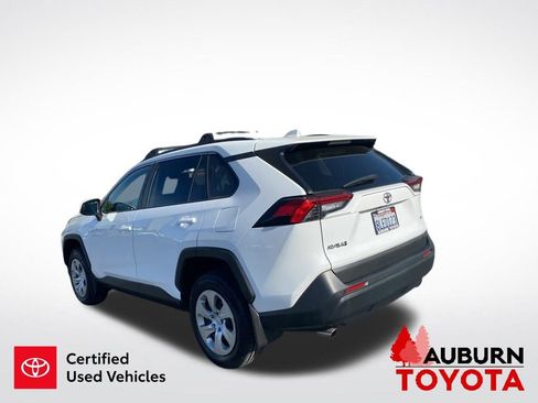 Certified 2019 Toyota RAV4 LE w/ Carpet Mat Package FWD image 4
