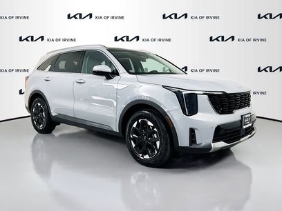 New 2026 Kia Sorento S w/ S Panoramic Sunroof Package