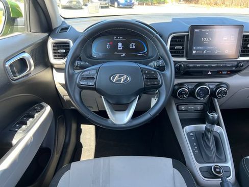 Used 2023 Hyundai Venue SEL w/ Cargo Package FWD image 12