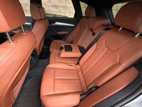 Used 2025 Audi Q5 Prestige w/ Prestige Package AWD/4WD image 34