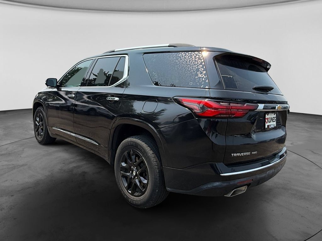 Used 2023 Chevrolet Traverse Premier AWD/4WD image 7