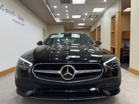 Used 2025 Mercedes-Benz C 300 Sedan image 2