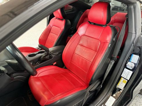 Used 2019 Ford Mustang GT Premium w/ Performance Package - Level 2 RWD image 12
