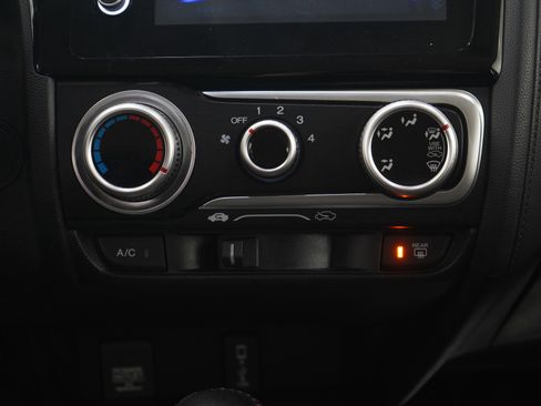 Used 2018 Honda Fit Sport image 18