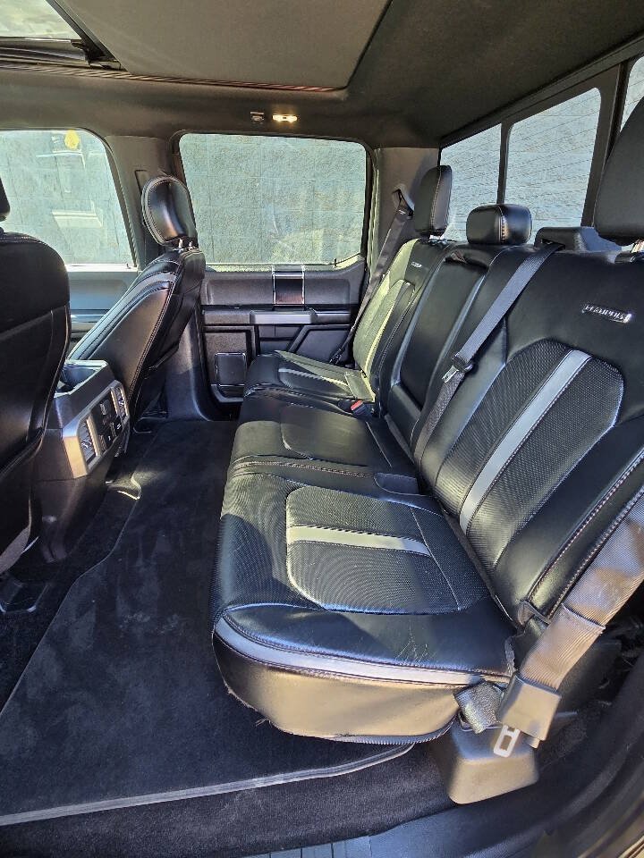 Used 2018 Ford F150 Platinum w/ Equipment Group 701A Luxury AWD/4WD image 14