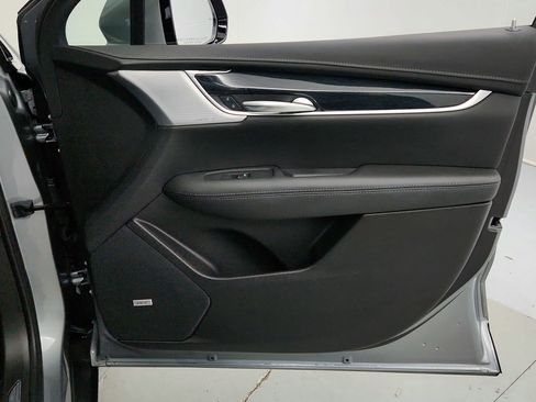 Certified 2024 Cadillac XT5 Premium Luxury FWD image 31