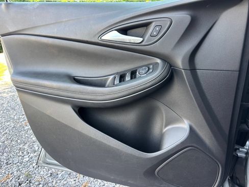 Used 2025 Buick Encore GX Preferred FWD image 6