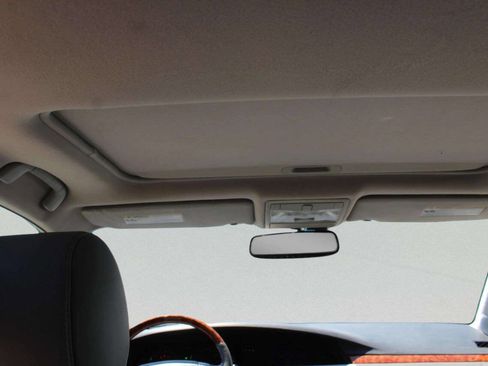 Used 2006 Toyota Avalon Limited FWD image 7