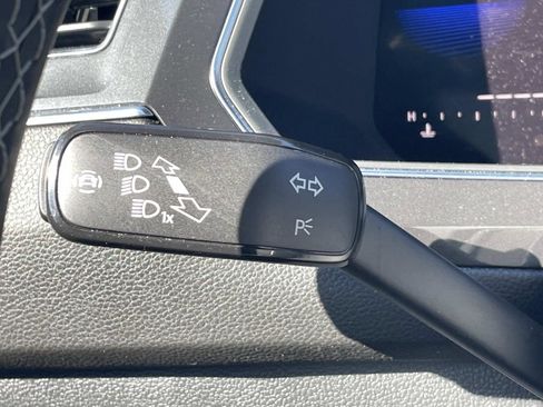 Certified 2023 Volkswagen Tiguan SE image 23