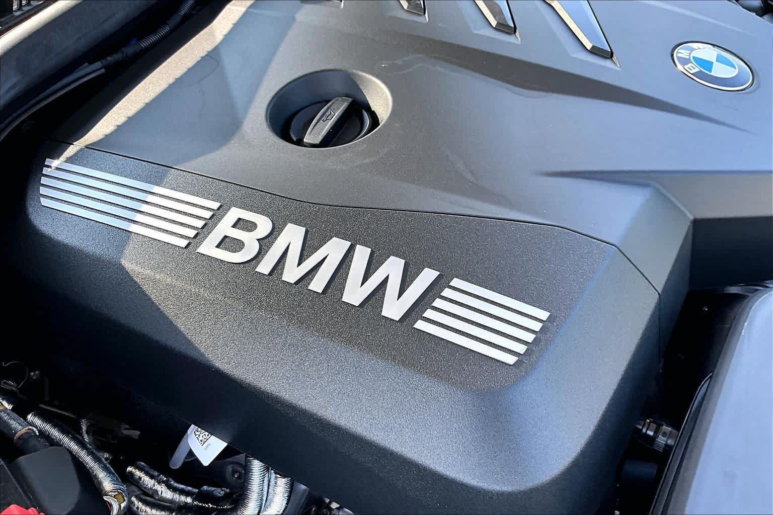 Used 2025 BMW 330i Sedan RWD image 32