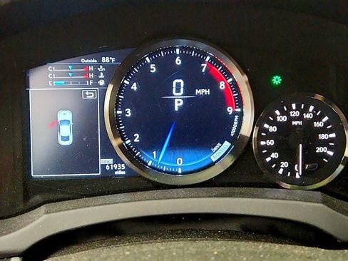 Used 2015 Lexus RC F w/ Premium Package RWD image 17