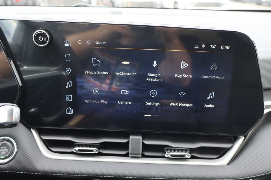 New 2027 Chevrolet Equinox LT FWD image 9