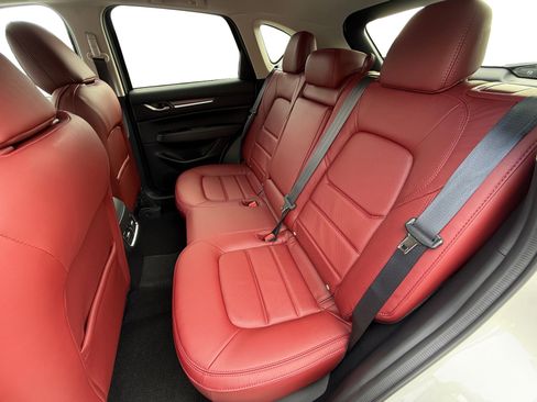New 2025 MAZDA CX-5 Carbon Edition image 16