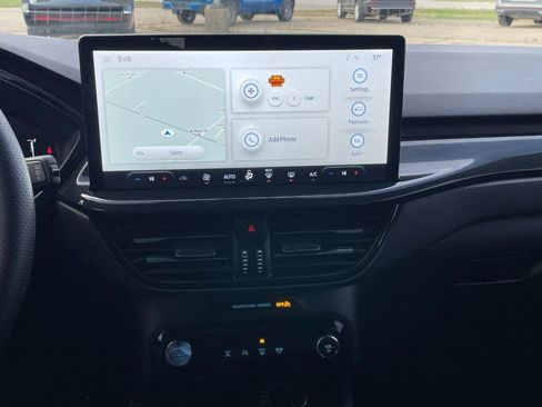 Used 2024 Ford Escape ST-Line w/ Tech Pack #1 image 33