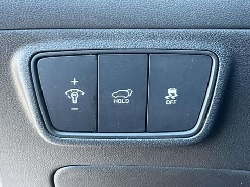 Certified 2022 Hyundai Tucson Limited AWD/4WD image 22