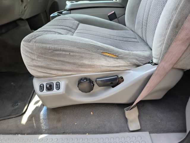 Used 2001 Ford Excursion XLT RWD image 13