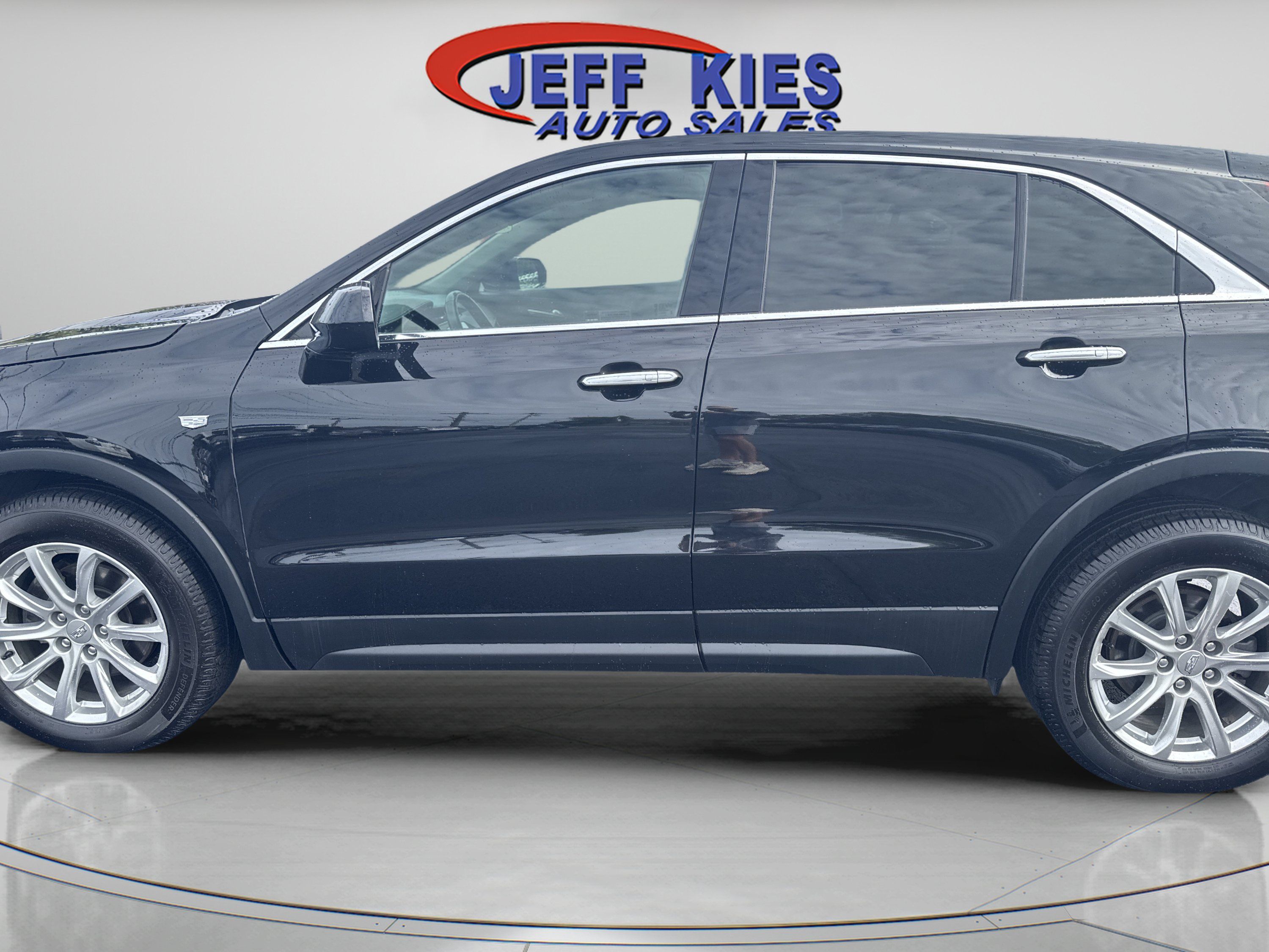 Used 2022 Cadillac XT4 Luxury AWD/4WD image 8