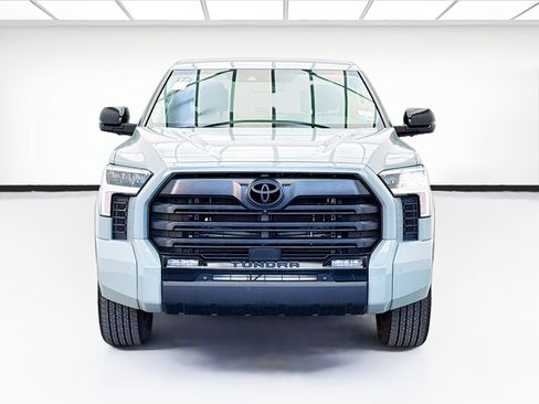 Used 2024 Toyota Tundra Limited image 2