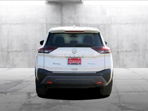Used 2021 Nissan Rogue SV image 6