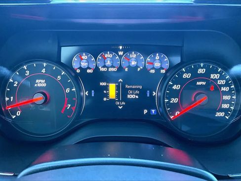 Used 2021 Chevrolet Camaro ZL1 RWD image 23