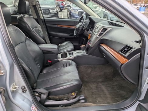 Used 2014 Subaru Outback 2.5i Limited w/ Moonroof Package image 32