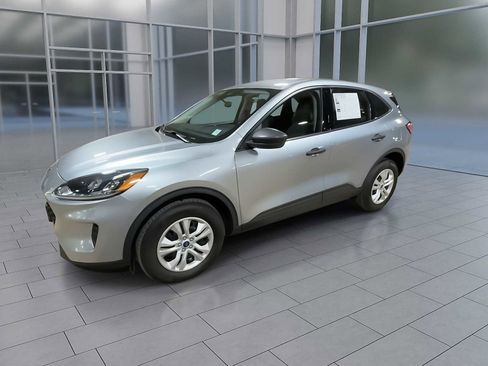 Used 2022 Ford Escape S AWD/4WD image 4