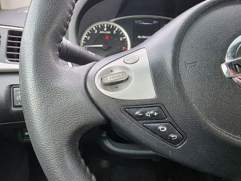Used 2017 Nissan Sentra SR image 22