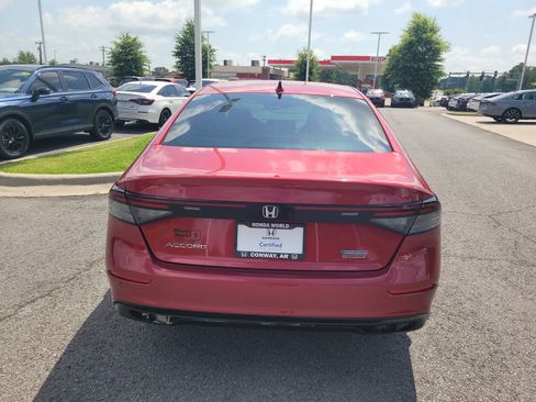 Certified 2023 Honda Accord Touring image 4