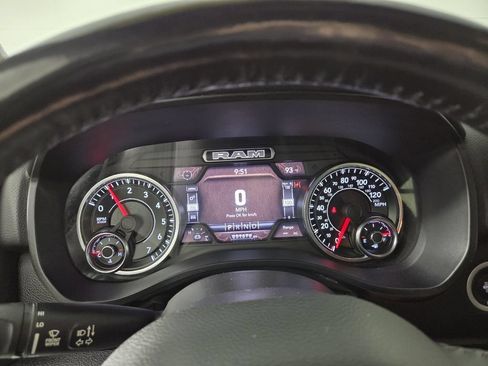 Used 2022 RAM 1500 Big Horn AWD/4WD image 16