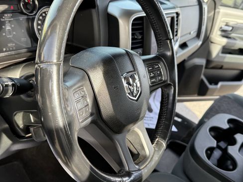 Used 2018 RAM 1500 Big Horn image 9