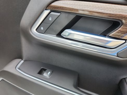 Used 2022 Chevrolet Silverado 1500 LT w/ All Star Edition Plus image 45