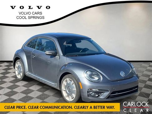 Used 2019 Volkswagen Beetle 2.0T SE image 1